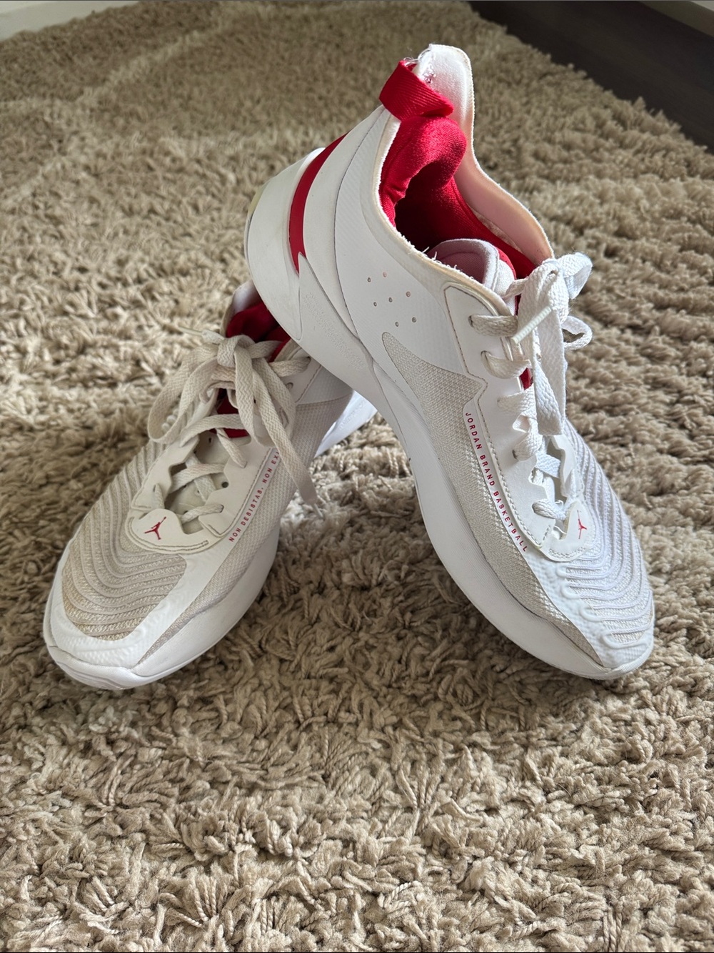 Nike White and Red Jordan Knit Basketball Shoes size 9
